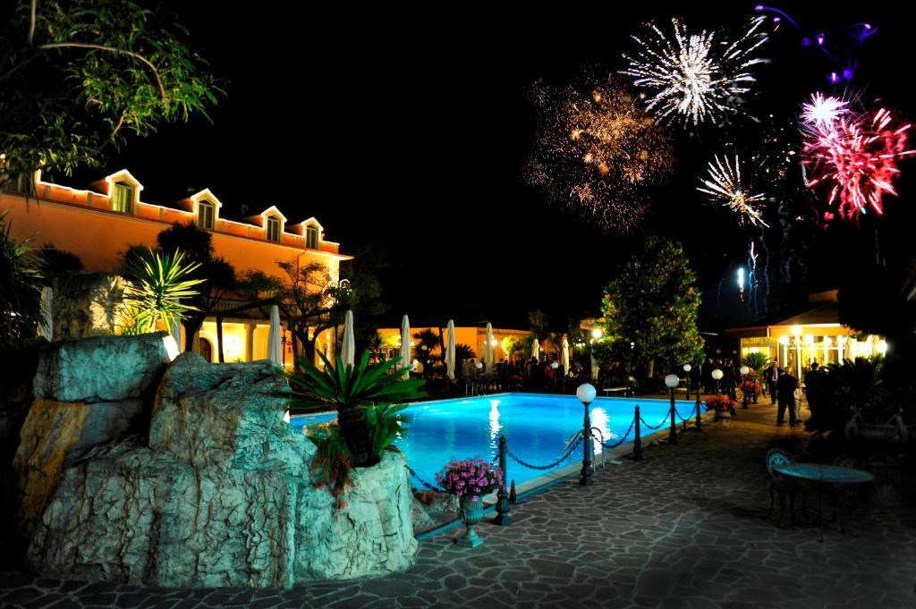 Resort Villa Antica Eboli Luaran gambar